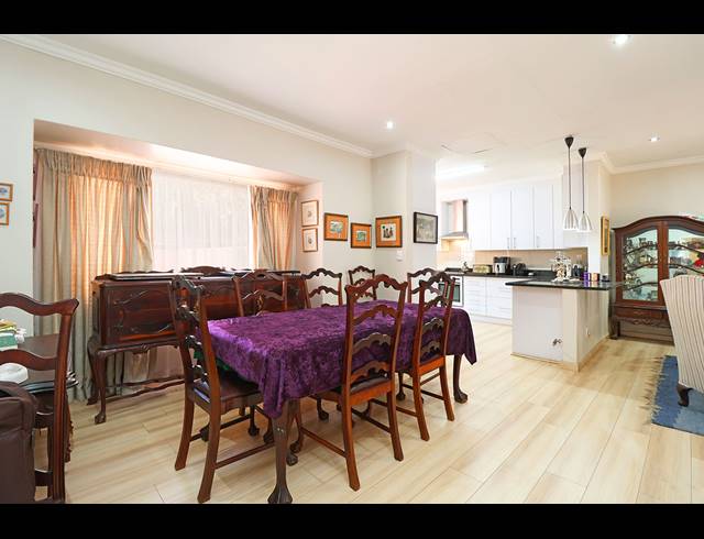 3 BEDROOM SECTIONAL TITLE FOR SALE IN HIGHLANDS NORTH